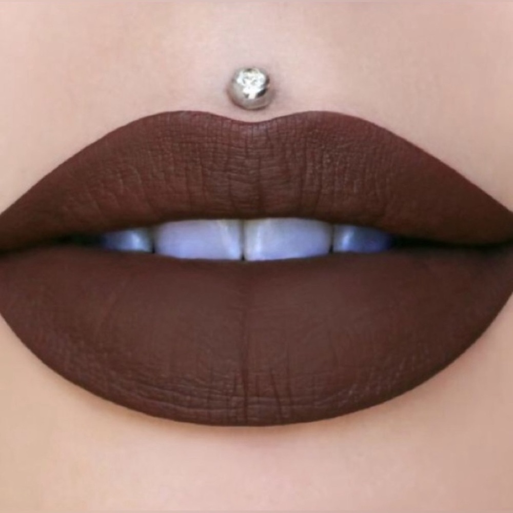 NWT JEFFREY STAR VELOUR LIQUID LIPSTICK - DOMINATRIX